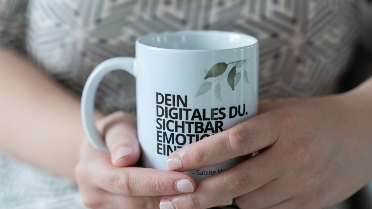 Deine Über mich-Seite Der Moment, in dem Kunden dich kennenlernen – und bleiben Deine Über mich-Seite Der Moment, in dem Kunden dich kennenlernen – und bleiben
